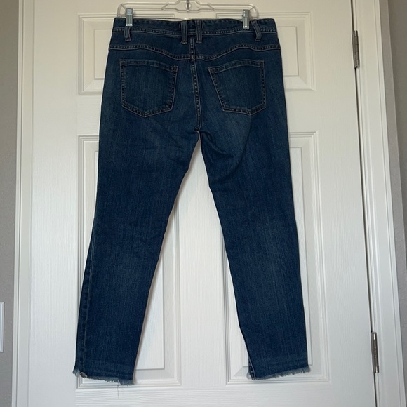 Free People Distressed Denim Cropped Skinny Jeans Size 28 - Picture 7 of 15